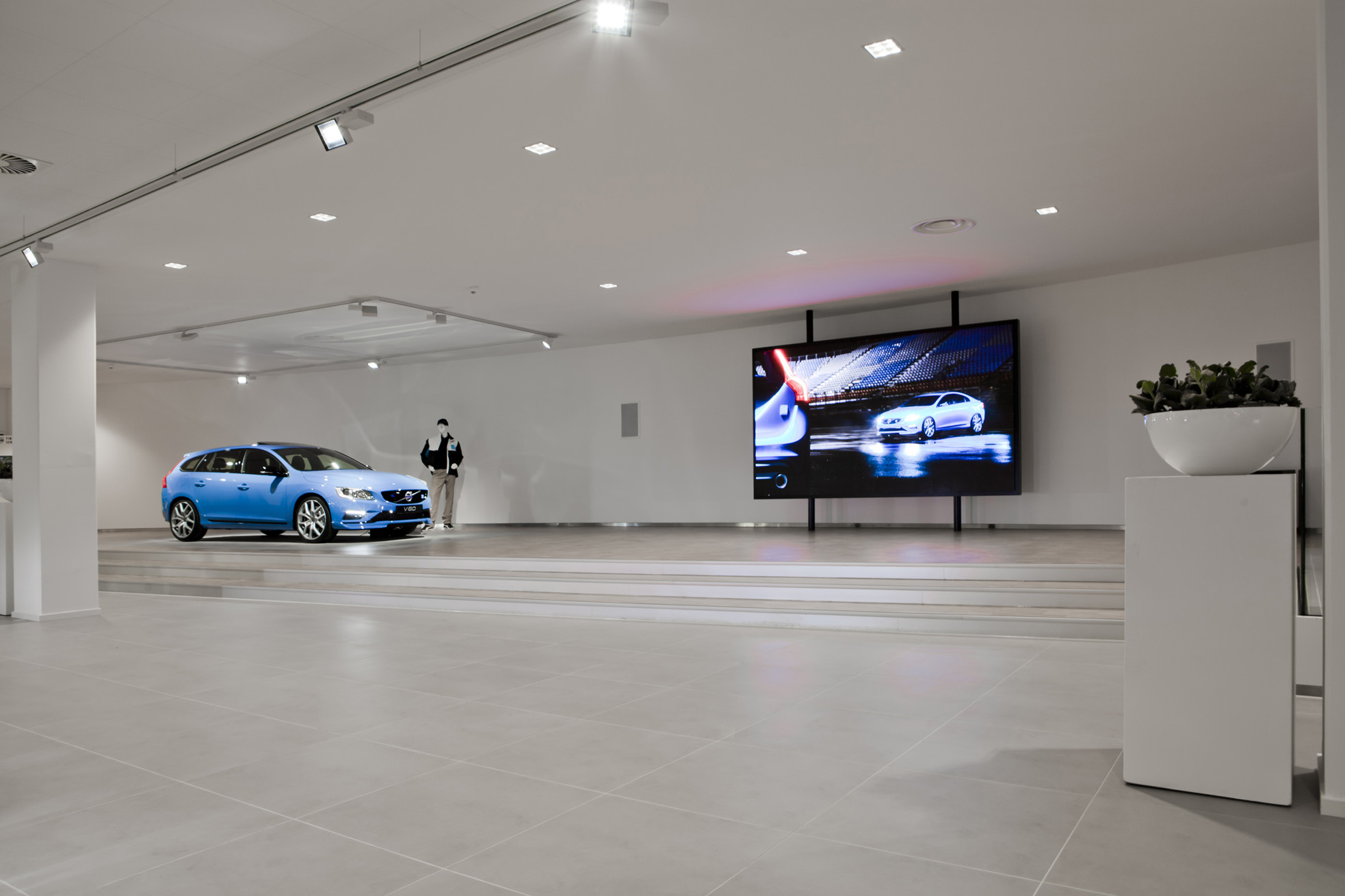 Volvo Beesd showroom LED-scherm