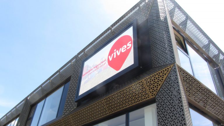 Vives Campus Kortrijk outdoor LED-scherm
