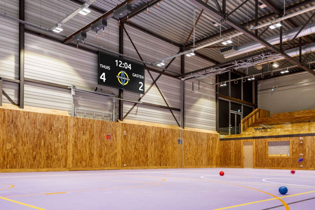 Sporthal Gemeente Wageningen multifunctioneel LED scorebord schotklokken