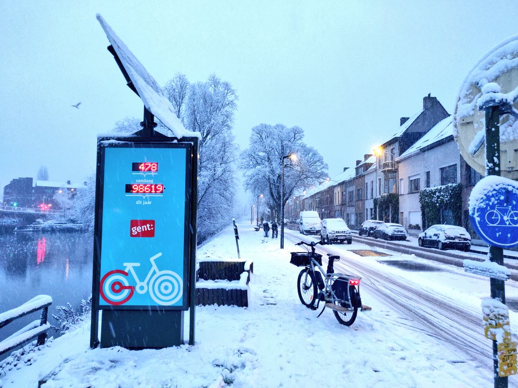 gent-fietsteldisplay-sneeuw