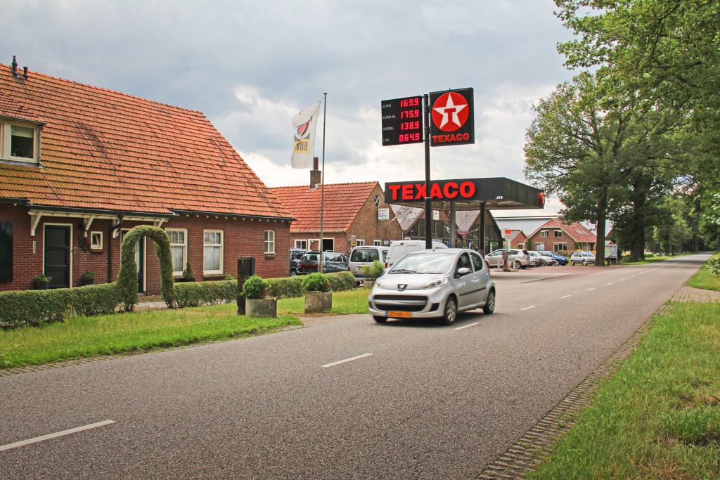 texaco-autobedrijf-grooters-eibergen-prijsdisplay-1