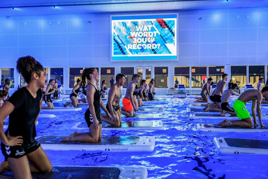 led-display-watersport-scorebord-sportbedrijf-zwemcentrum-rotterdam