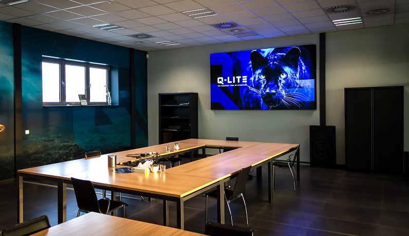 boardroom, indoor led-scherm, indoor LED-display, presentatiescherm, vergaderruimte