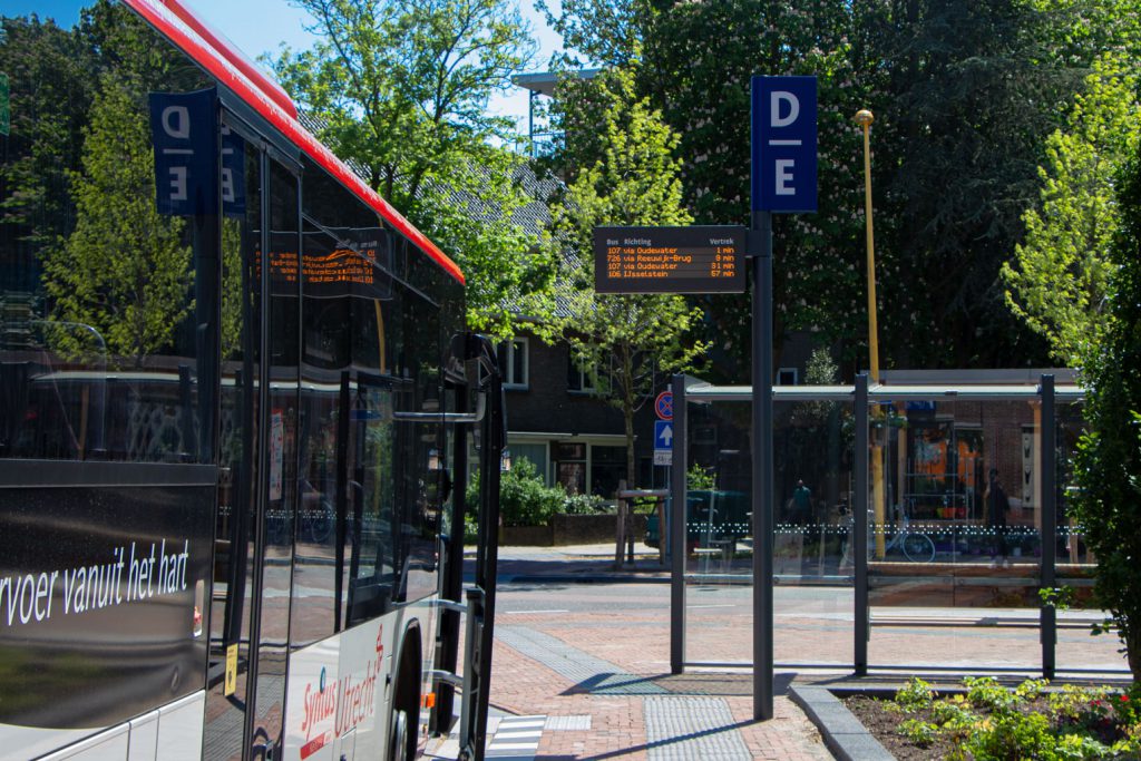 qlite-mobility-verkeer-bushalte-led-reisinformatie