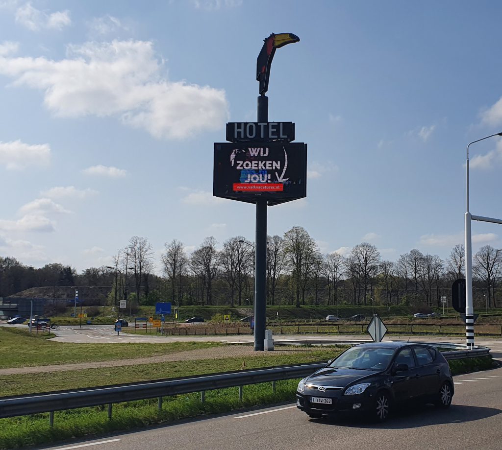 LED Reclamemast