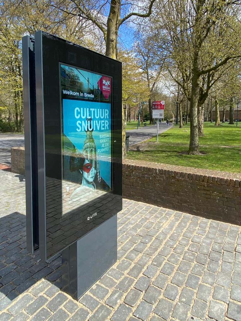 Q-lite LCD wayfinding Breda (3)