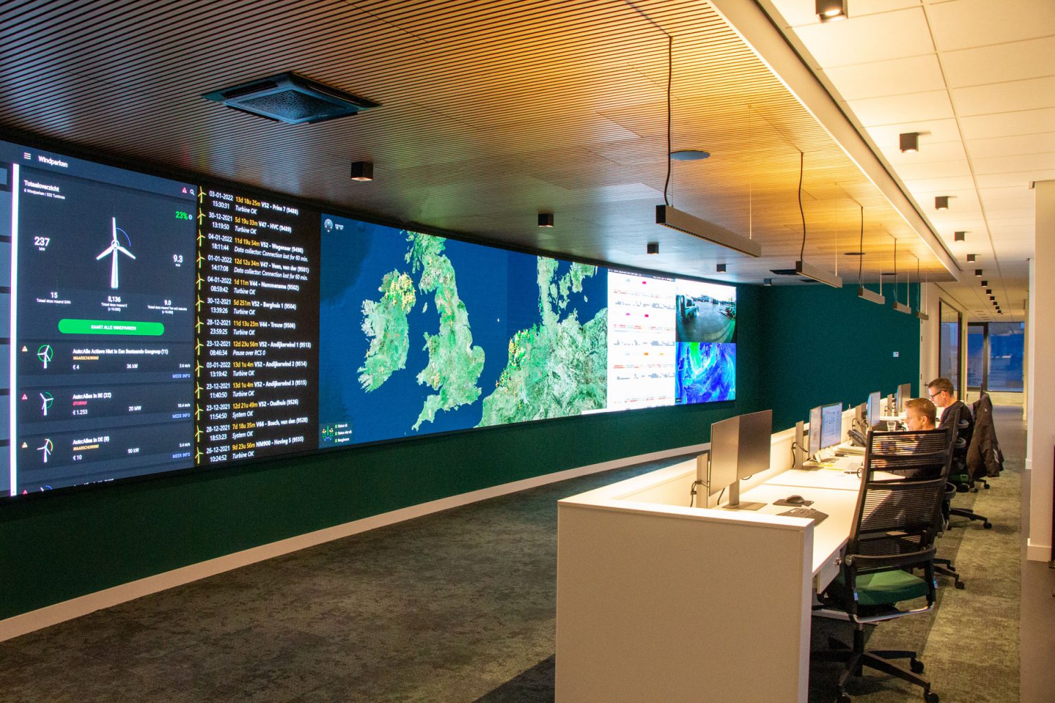 Smart custom LED and LCD display solutions | Q-lite