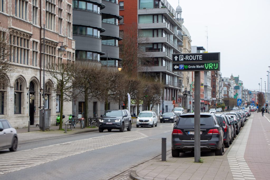 Parkeergeleidingsdisplay in Antwerpen