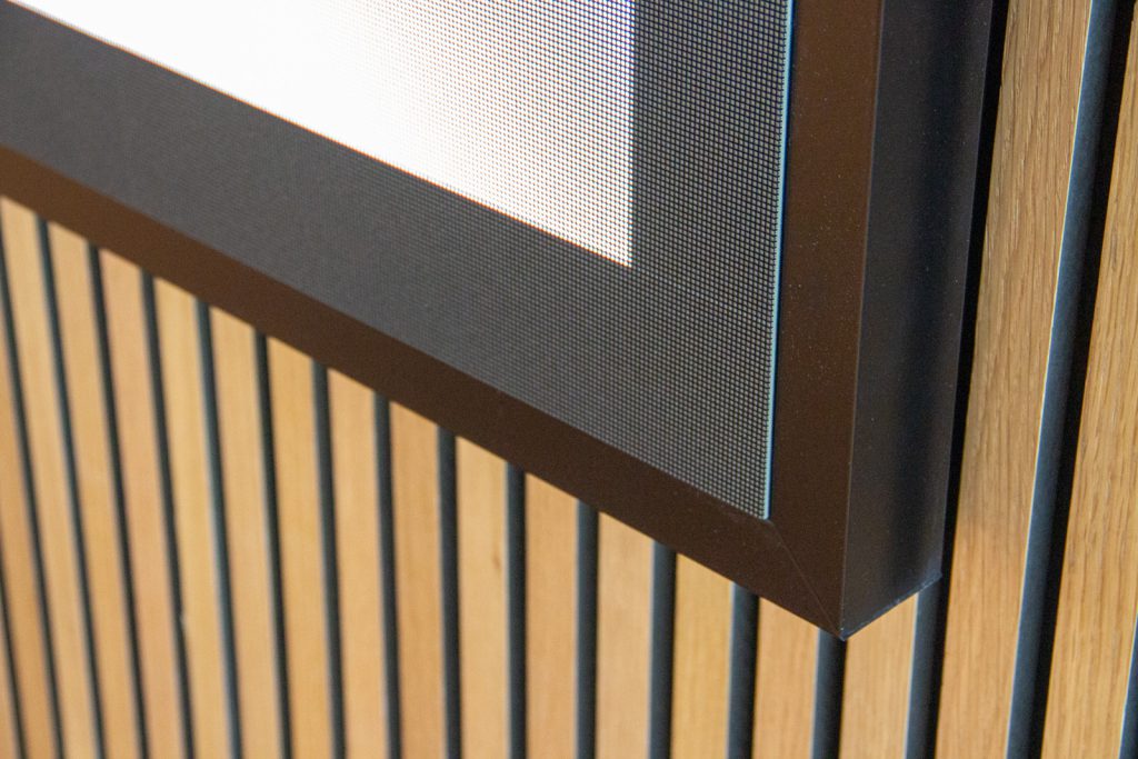 Indoor LED-presentatiescherm bij Modderkolk in Wijchen (close-up)