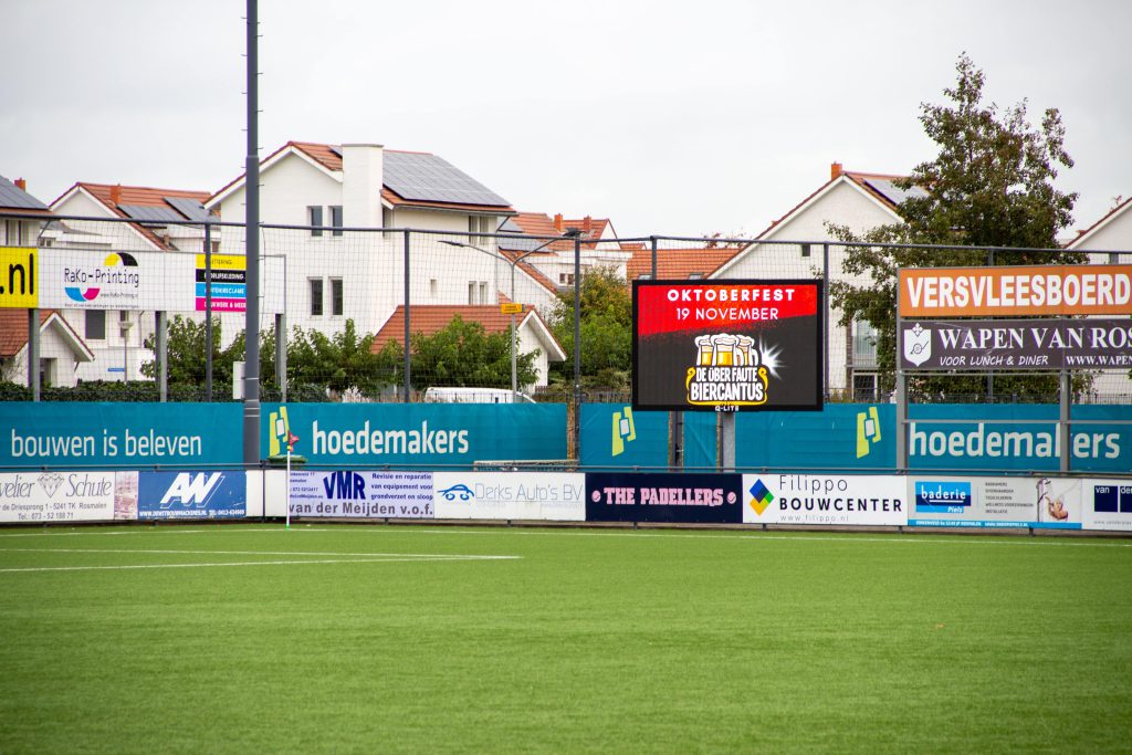 Outdoor LED-scorebord voor voetbalvereniging OJC-Rosmalen