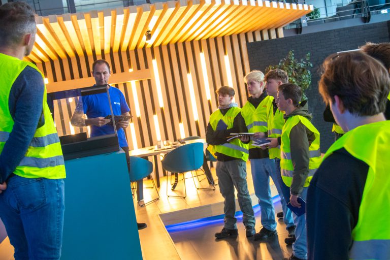 Thomas More Geel op bedrijfsbezoek