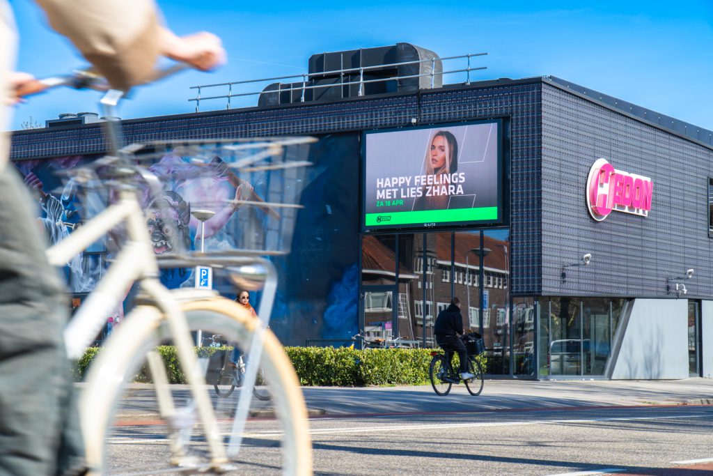 Outdoor LED-scherm poppodium Hedon
