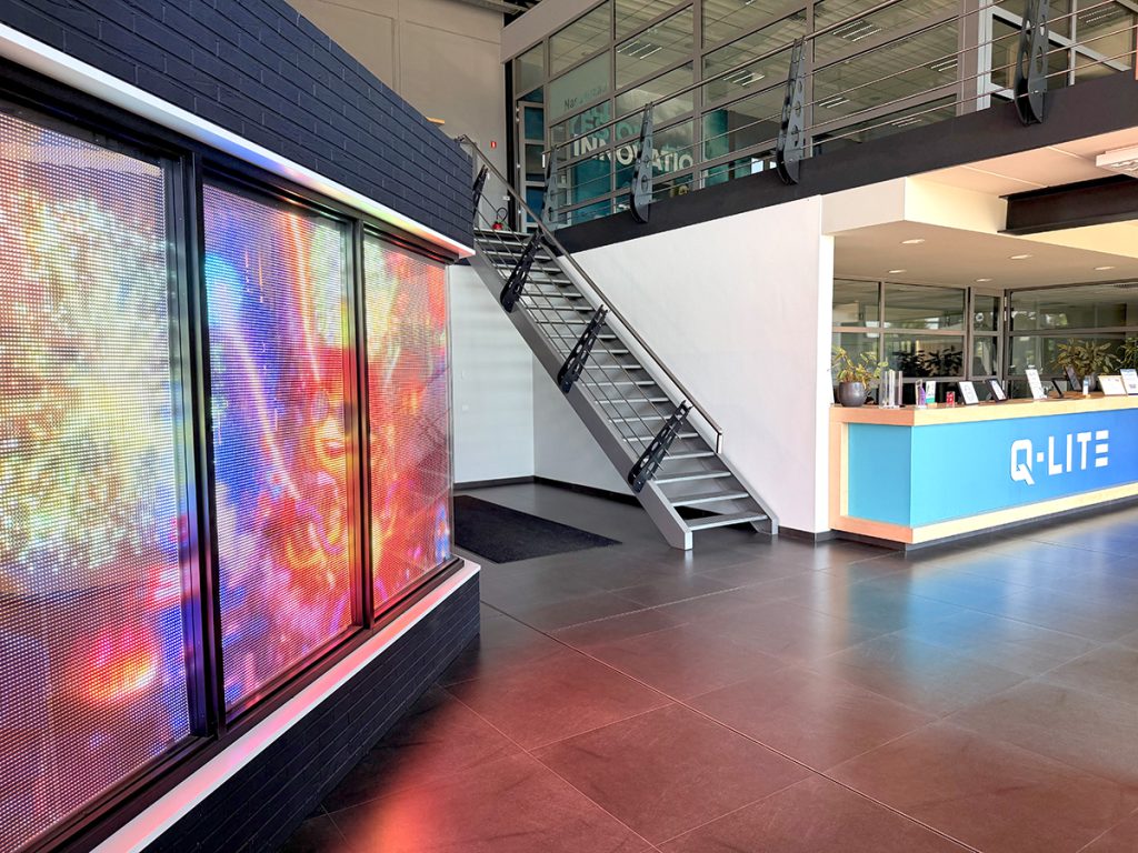 Qlite-showroom-04-lr